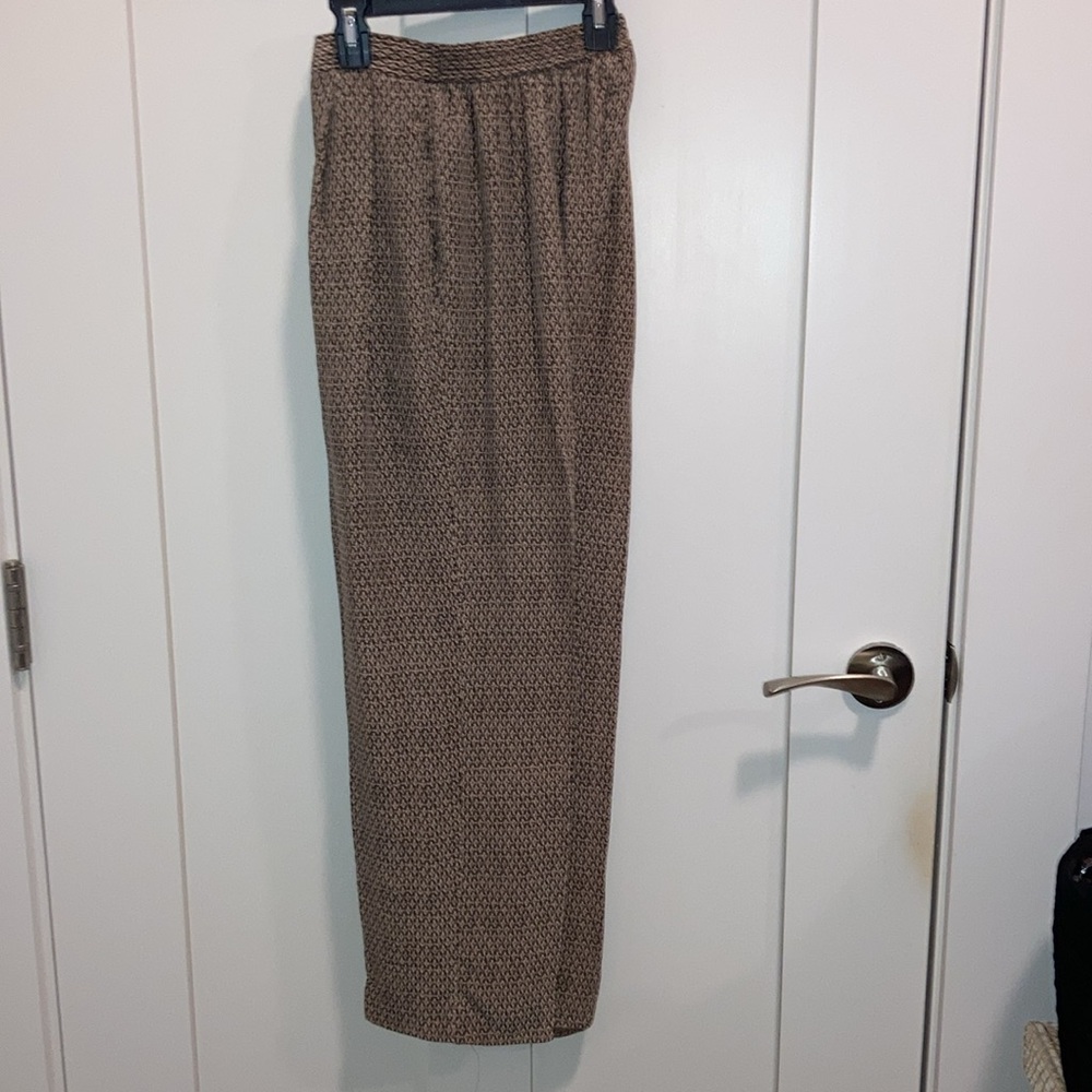 Petite silk brown patterned pants. Charter Club.